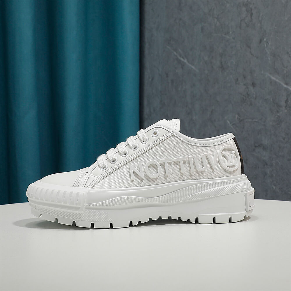 LV SQUAD SNEAKER